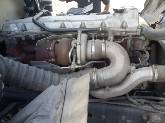 ขาย Mega 500 สวยๆ ถูกๆมาแล้วคับ ปี 56 ตู้ 10 บาน 7.6 m โทร 088-4501277