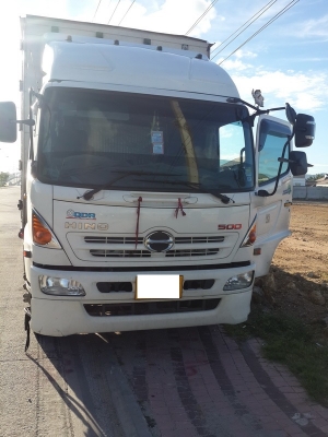 ขาย Mega 500 สวยๆ ถูกๆมาแล้วคับ ปี 56 ตู้ 10 บาน 7.6 m โทร 088-4501277