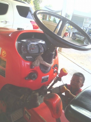 ขายรถไถนาคูโบต้า L3608 ใช้งาน816ชั่วโมง รถ3ปี รถสวยและสดมากพร้อมใช้งาน