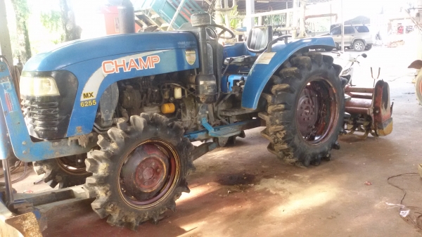 ขายรถไถแช้มป์สองเพลาMX6255พร้อมไช้งานมีไบมีดหน้า และโลตาลีหลัง รถอยู่วังบัว คลองขลุง กำแพงเพชร  ราคา230000บาท   สนใจสอบุถามได้ที่081 3655997 อำพร  พาเจริญ  ราคาต่อรองได้อีกนะครับ