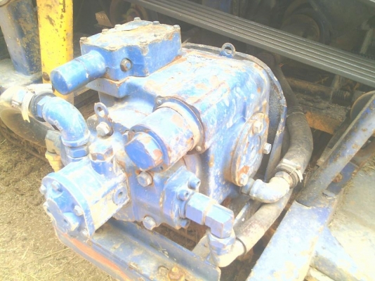 ขายรถเกี่ยวข้าวไทยเส็ง อุ้ม2ตัน ปั้มคู่22 ตัวเดิน10 เครื่อง195เทอร์โบ สภาพพร้อมใช้งาน ขายรถเกี่ยวข้าวไทยเส็ง อุ้ม2ตัน ปั้มคู่22 ตัวเดิน10 เครื่อง195เทอร์โบ สภาพพร้อมใช้งาน