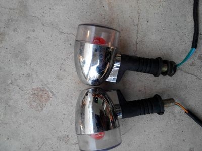 ขายไฟเลี้ยวสำหรับแต่ง cafe ราคา คู่ละ 50 บาท ขายไฟเลี้ยวสำหรับแต่ง cafe ราคา คู่ละ 50 บาท