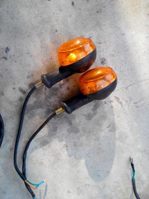 ขายไฟเลี้ยวสำหรับแต่ง cafe ราคา คู่ละ 50 บาท