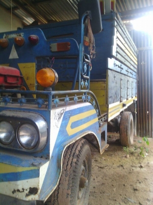 ขายรถอีแต๋น เครื่องคูโบต้า11แรง แชชชีหน้า 4 มีห้าเกี่ยร์กับเกียร์ถอย มือหมุนสตาร์ท สภาพพร้อมใช้งาน ไม่มีเล่ม