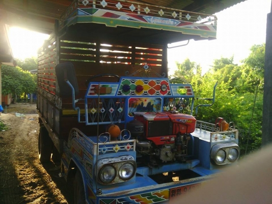 ขายรถอีแต๋น 6ล้อ ตัวใหญ่ มีเกียร์กลาง รถปี40 แชชชีหน้า5 มีเอกสารพร้อมโอน