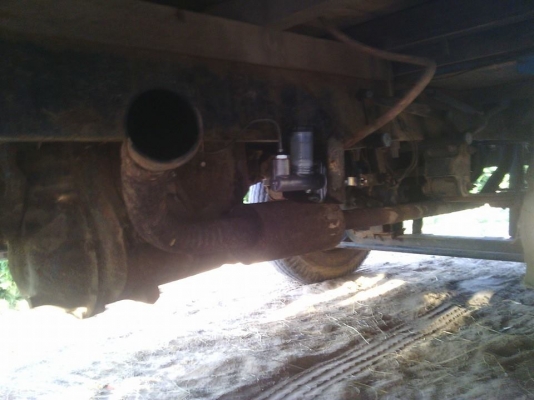 ขายรถอีแต๋น 6ล้อ ตัวใหญ่ มีเกียร์กลาง รถปี40 แชชชีหน้า5 มีเอกสารพร้อมโอน