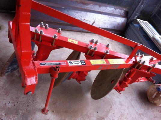 ==>ผานบุกเบิกสภาพสวยๆ สำหรับรถ 30-36 แรง