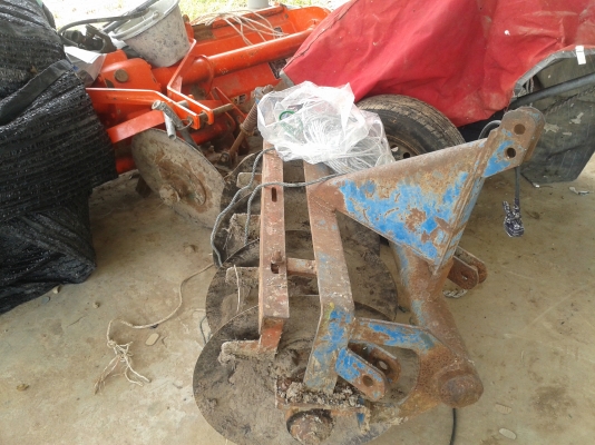 คูโบต้าB2420พร้อมเล่มทะเบียนครับอุปกรณ์มีครบทุกอย่างแต่ยังไม่ใด้ใส่ครับ