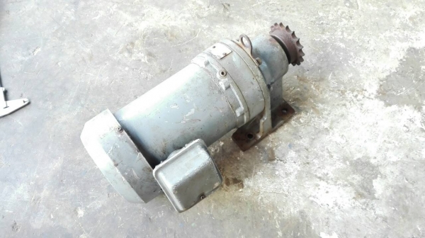 Sale>> มอเตอร์เกียร์ Sumitomo Cyclo Drive 1 HP. 380V. อัตราทด 1:43 วิ่งเงียบ จัดส่งทั่วฟรีทั่วประเทศ!!