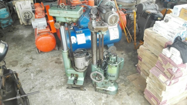 Sale>> เครื่องคว้านกระบอกสูบ Kwik-Way Cylander Boring USA.ของใหม่เก่าเก็บ มี 2 ตัว 089-2499-123 นครปฐม