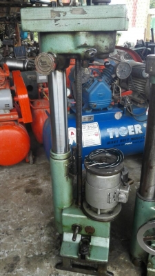 Sale>> เครื่องคว้านกระบอกสูบ Kwik-Way Cylander Boring USA.ของใหม่เก่าเก็บ มี 2 ตัว 089-2499-123 นครปฐม