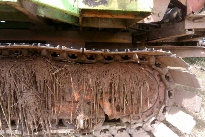 ขายรถเกี่ยวไทยเส็ง เครื่องอีซูซู 210ดี ตัวเดิน12ปั๊ม23 สภาพพร้อมใช้งาน ตู้ดี ช่วงล่างพร้อมทำงาน