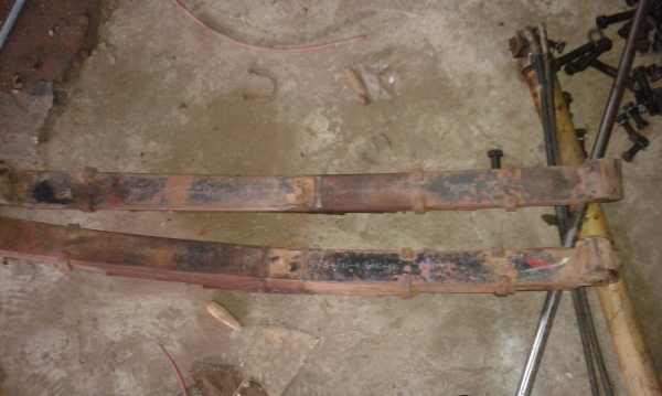 ขายแหนบ NPR 115-120