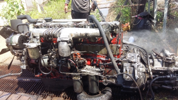 ตอนนี้เครื่องอย่างเดียวครับ EK 100 ราคานิ่มๆ