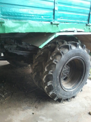 ขายรถนวดข้าวรถ 6 ล้อไอ้หนุมทางหลวงพร้อมตู้ สิงเปลือยจัมโบ้ 5 ฟุต เครื่อง 90 แรง รถใช้งานได้เลย