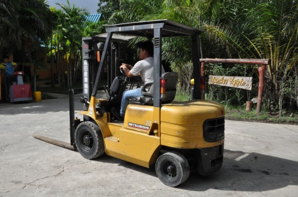 (ลดกระหน่ำ)ขายFORKLIFT MITSUBISHI FG20(2ตัน) สวยเดิมจากญี่ปุ่น ยังไม่เคยใช้ในไทย 135,000เท่านั้น!!