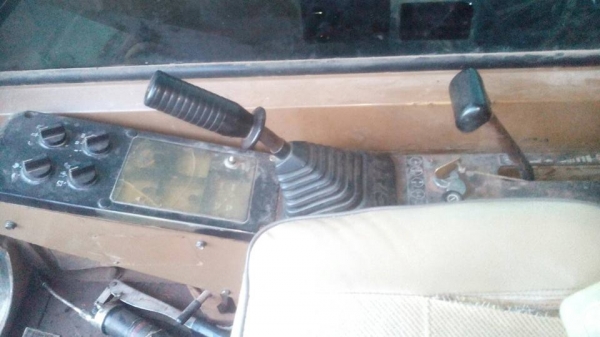 รถขุด CAT E120 B