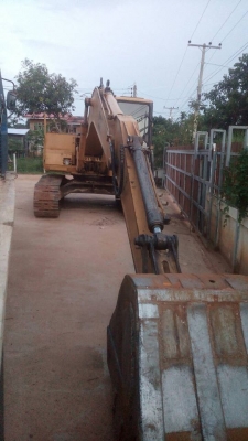 รถขุด CAT E120 B