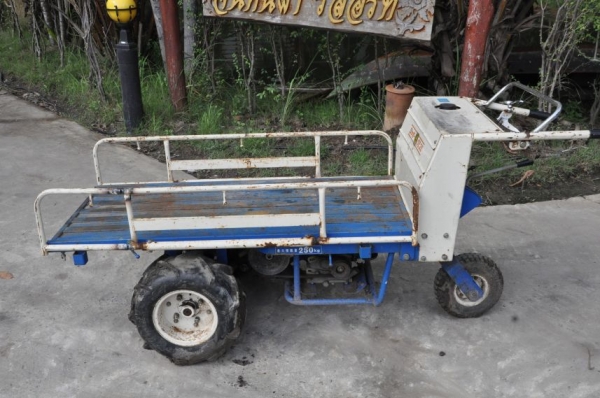 ขายรถบรรทุก3ล้อ kawasaki มีเกียร์ สภาพ เดิมญี่ปุ่น อะเนคประสงค์ 9,500เท่านั้น!!