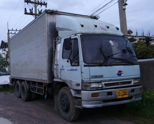 สิบล้อ1เพา ฮีโน่  FL1JYKA 210 ปี40 บรรทุกตู้แห้ง ยาว 6.20ม สภาพดีสวยพร้อมใช้ ทะเบียนพร้อมโอน (ราคา 655,000บ) ขายตามสภาพ ครับ