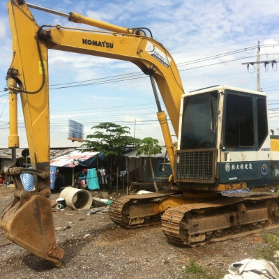 ขายรถแบคโฮ KOMATSU PC60-6 เอกสารอินวอย ระบบไฟเต็ม ราคา 470000