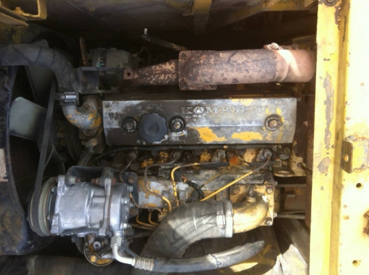 ขายรถแบคโฮ KOMATSU PC60-6 เอกสารอินวอย ระบบไฟเต็ม ราคา 470000