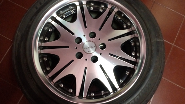 ขายล้อแม็กซ์ Japan แท้ Work D3S 17 นิ้ว 5รู114.3 พร้อมยางสวยครับ