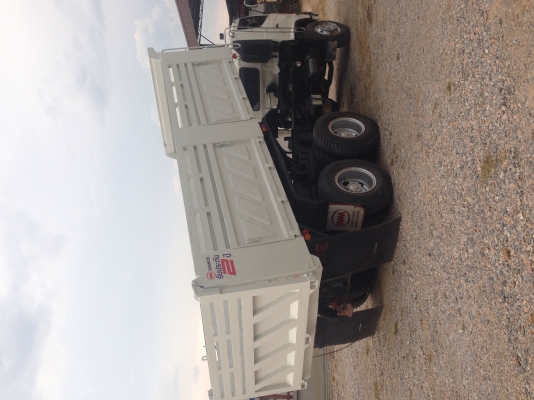 HINO MEGA FM1J 260แรง ปี53 ดั๊มพ์สามมิตร มีระบบลากพ่วงไมล์วิ่งน้อยแสนกว่าโล เครื่องเดิมเกียร์เดิมคัสซีสวยยางสวยพร้อมใช้งาน HINO MEGA FM1J 260แรง ปี53 ดั๊มพ์สามมิตร มีระบบลากพ่วงไมล์วิ่งน้อยแสนกว่าโล เครื่องเดิมเกียร์เดิมคัสซีสวยยางสวยพร้อมใช้งาน