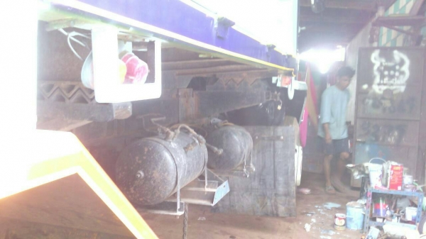 ขายดั้ม2เพลา ร็อกกี้FXZ13NFY เครื่อง260เทอร์โบอินเตอร์ สภาพพร้อมใช้งาน เอกสารพร้อมโอน สนใจโทร 090-8588220คุณนะ 093-3258446คุณบิว หรือเข้าดูสินค้าอื่นๆได้ที่ www.truck.in.th/498 หรือเพจFacebook ณรงค์ ซื้อขายรถมือสอง (เว็บไซต์ส่วนตัว) หรือFacebook ตลาดรถมือ