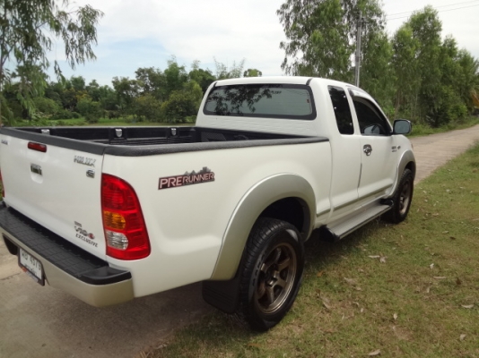 รถวีโก้ รุ่นพรีรันเนอร์ สีขาว สภาพดี เจ้าของขายเอง