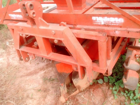 ขายเครื่องปลูกอ้อย2หัว