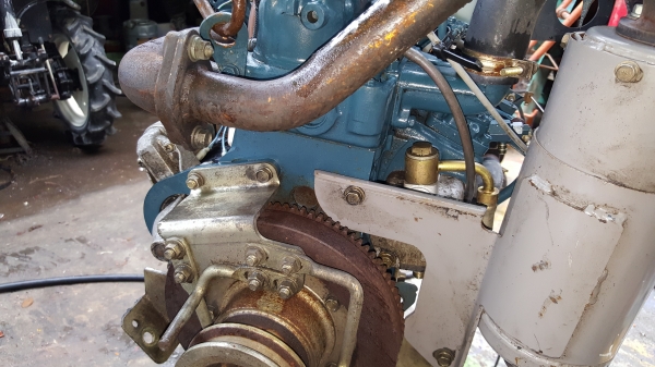 2 สูบ 12 แรง Z482 รหัสสินค้า R - 4 2 สูบ 12 แรง Z482 รหัสสินค้า R - 4