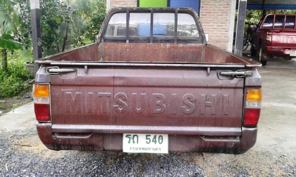 ไซโคลน พาวเวอร์ เครื่องดี แอร์เย็น รถขับขี่ดี เอกสารพร้อม ภาษีไม่ขาด ไซโคลน พาวเวอร์ เครื่องดี แอร์เย็น รถขับขี่ดี เอกสารพร้อม ภาษีไม่ขาด