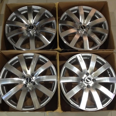 ----------ขายแล้ว---------แม็กซ์ 17 นิ้ว หน้าเงา ----------ขายแล้ว---------แม็กซ์ 17 นิ้ว หน้าเงา