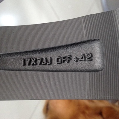 ----------ขายแล้ว---------แม็กซ์ 17 นิ้ว หน้าเงา ----------ขายแล้ว---------แม็กซ์ 17 นิ้ว หน้าเงา