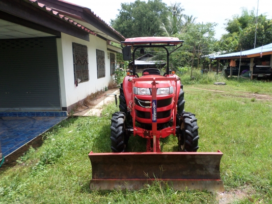 ขายรถไถYanmar EF393Tรถปี57รถบ้านปีเดียวใช้งานน้อยรถสภาพเดิมๆมีอุปกรณ์3ชิ้นใบมีดันหน้า+ผานหลังพรวนดิน+โรตาลี่ตีดิน เจ้าของทำงานเป็นหมออยู่โรงพยาบาลรถใช้งานน้อยไม่มีเวลาขับจอดไว้เฉยๆเลยอยากขายออกเครื่องดีพร้อมลุยงานแรงดีไม่มีตก เกียดี ไฮโดรลิกดีไม่มีเยิ้ม ช