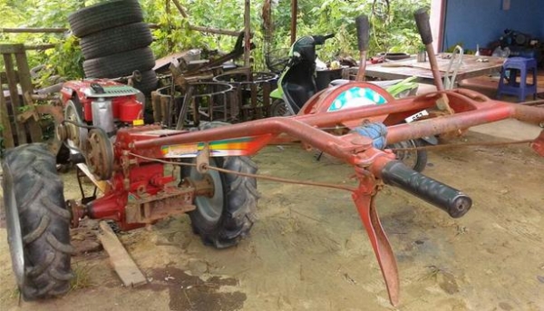 ขายรถไถนาเดินตามเครื่องkubota et95เครื่องดีติดนิ่ม โครงเกียร์พญานาคทองสภาพดีพร้อมใช้