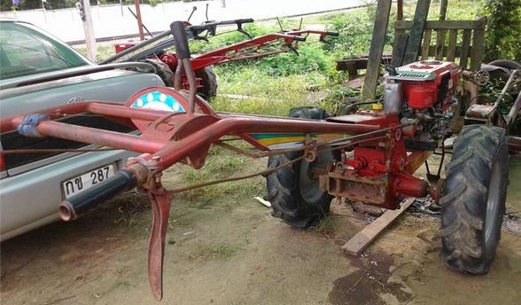 ขายรถไถนาเดินตามเครื่องkubota et95เครื่องดีติดนิ่ม โครงเกียร์พญานาคทองสภาพดีพร้อมใช้