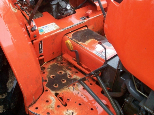 ขายคูโบต้า 3408 สภาพสวยพร้อมใช้งาน อุปกรณ์ 2 ชิ้น