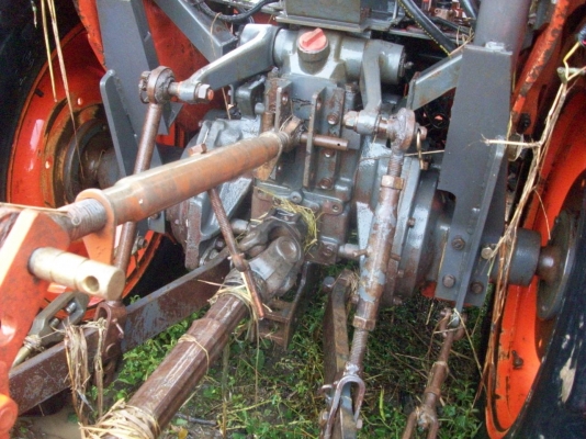 ขายคูโบต้า 3408 สภาพสวยพร้อมใช้งาน อุปกรณ์ 2 ชิ้น