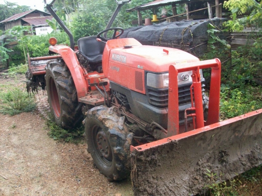 ขายคูโบต้า 3408 สภาพสวยพร้อมใช้งาน อุปกรณ์ 2 ชิ้น