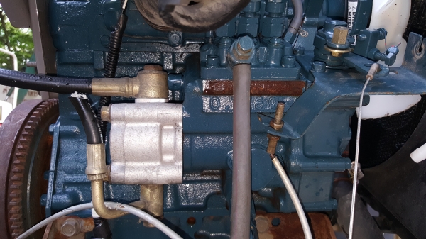 3 สูบ คูโบต้า D782 รหัสสินค้า R - 6