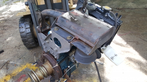 3 สูบ คูโบต้า D782 รหัสสินค้า R - 6