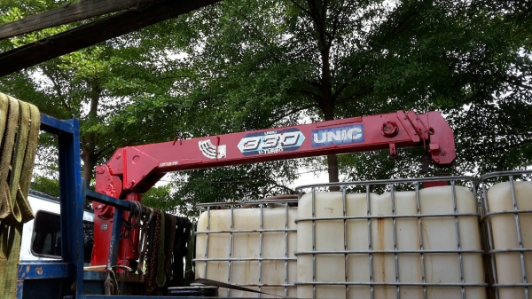 ขาย 6 ล้อ FTR 195 ติดเครน 3.3 ตัน