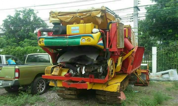 ขายรถเกี่ยวข้าว เกษตรพัฒนา รุ่นปลดหนี้ อุ้ม2.5ตัน เครื่อง195แรง ตัวเดิน10 ปั้ม22ไดกิ้น สภาพพร้อมใช้งาน สนใจโทร 090-8588220คุณนะ 093-3258446คุณบิว หรือเข้าดูสินค้าอื่นๆได้ที่ www.truck.in.th/498 หรือเพจFacebook ณรงค์ ซื้อขายรถมือสอง (เว็บไซต์ส่วนตัว) หรือF ขายรถเกี่ยวข้าว เกษตรพัฒนา รุ่นปลดหนี้ อุ้ม2.5ตัน เครื่อง195แรง ตัวเดิน10 ปั้ม22ไดกิ้น สภาพพร้อมใช้งาน สนใจโทร 090-8588220คุณนะ 093-3258446คุณบิว หรือเข้าดูสินค้าอื่นๆได้ที่ www.truck.in.th/498 หรือเพจFacebook ณรงค์ ซื้อขายรถมือสอง (เว็บไซต์ส่วนตัว) หรือF