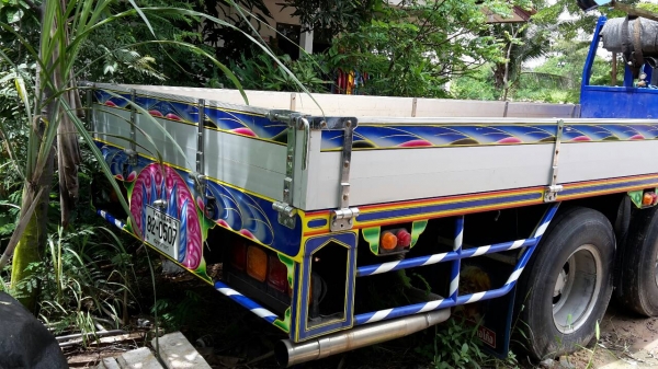 ขายดาว 10 ล้อ ติดเครน  4.5 ตัน ช่วงล่างถุงลม