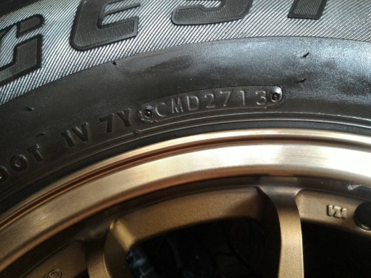 ขายล้อ CE 28 พร้อมยาง BS 265 x 65 x 17 ขายล้อ CE 28 พร้อมยาง BS 265 x 65 x 17