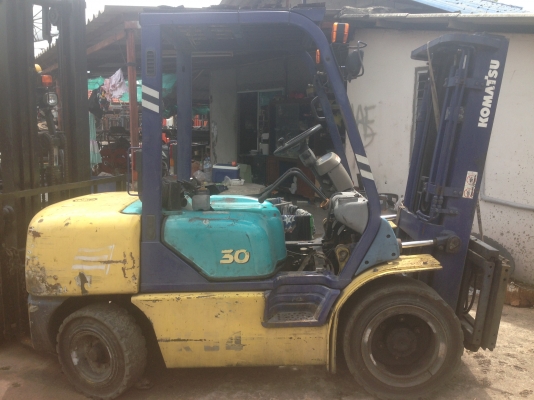 เวทท้ายรถโฟล์คลิฟท์ Komatsu FD30-12