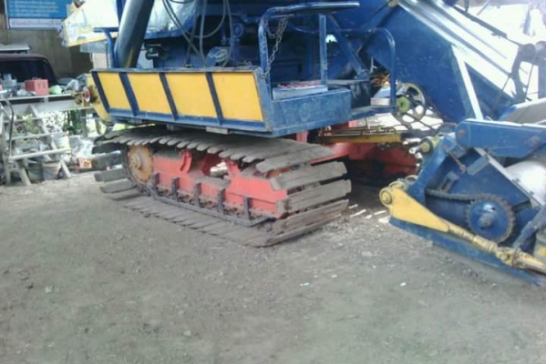 ขายรถเกี่ยวข้าว ไทยเส็ง อุ้ม2.5ตัน เครื่อง195แรง ตัวเดิน10 ปั้ม23ไดกิ้น สภาพพร้อมใช้งาน สนใจโทร 090-8588220คุณนะ 093-3258446คุณบิว หรือเข้าดูสินค้าอื่นๆได้ที่ www.truck.in.th/498 หรือเพจFacebook ณรงค์ ซื้อขายรถมือสอง (เว็บไซต์ส่วนตัว) หรือFacebook ตลาดรถม