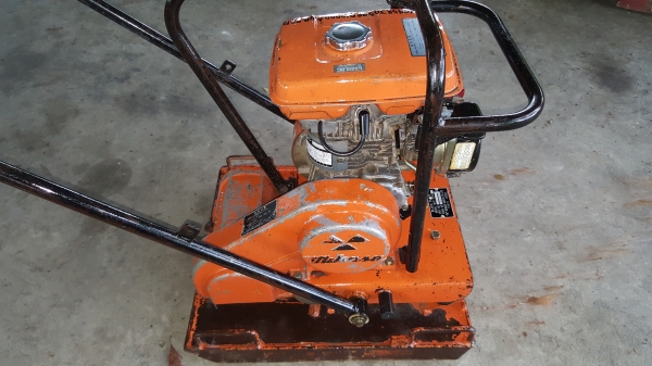 เครื่องตบดิน 50 x 50 MIKASA รหัสสินค้า R - 12